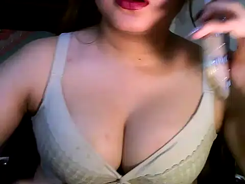 Snapshot of strip_vani chatting on 06.24.26 strip vani online show from 06.24.26