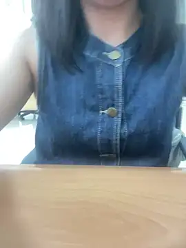 Snapshot of -NhaKy22 chatting on 05.07.26 -NhaKy22 online show from 05.07.26