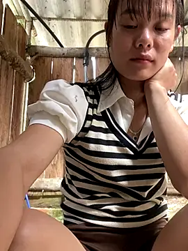 PhanHaa online show from 12.23.25