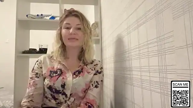 Blondie xoxoxo online show from 12.01.25