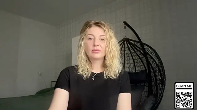 Blondie xoxoxo online show from 04.09.26