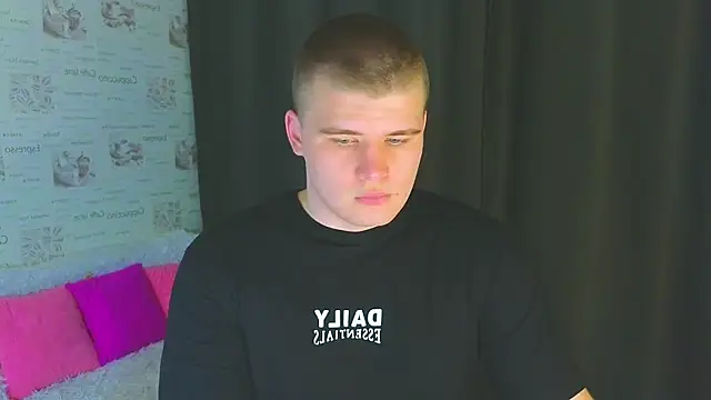 kittenmurr online show from 09.24.25