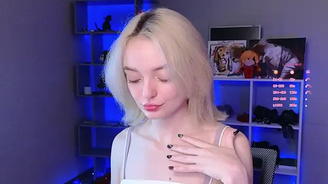 ShizukaBlanche online show from 09.17.25