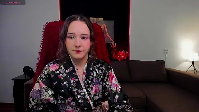 Snapshot of uco_mon chatting on 09.19.25 uco mon online show from 09.19.25