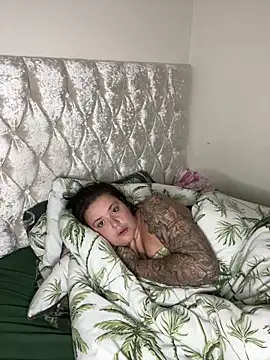 Charsworld online show from 11.19.25