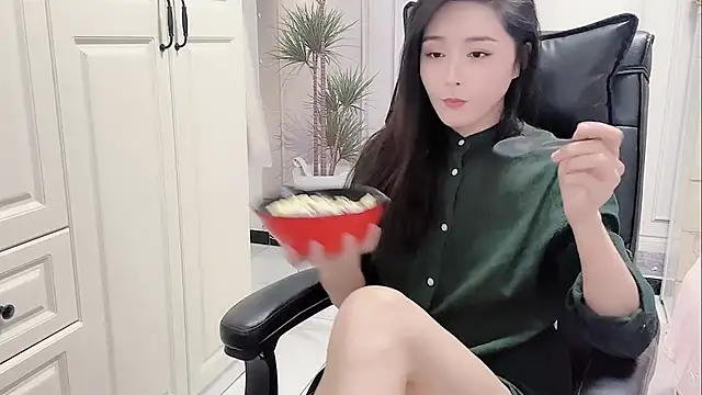 Snapshot of Ianxuan chatting on 10.01.25 Ianxuan online show from 10.01.25
