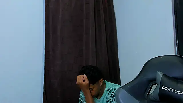 violet and myers online show from 04.04.26