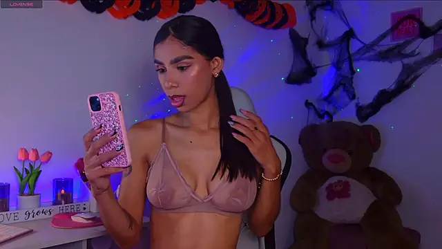 BrunetteAdams001 online show from 10.30.25