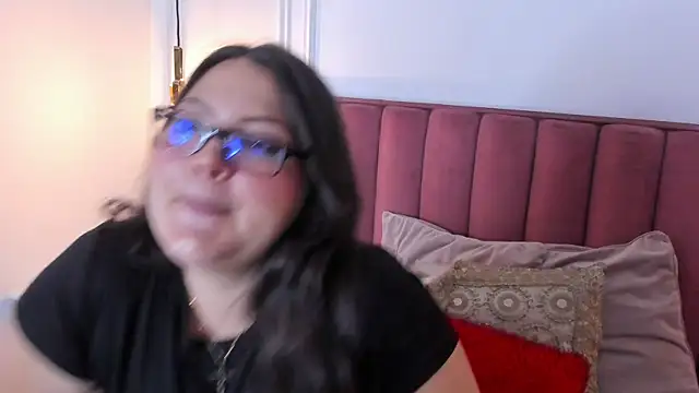 Snapshot of Tessa_Sinclaire chatting on 01.09.26 Tessa Sinclaire online show from 01.09.26