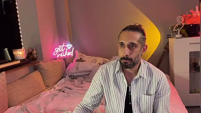 Secret Lovers1 online show from 05.02.26