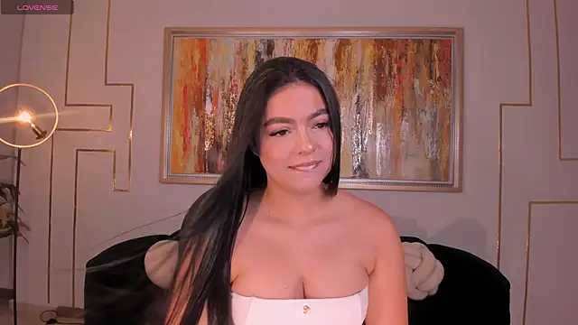 Snapshot of NataliaGaret chatting on 05.02.26 NataliaGaret online show from 05.02.26