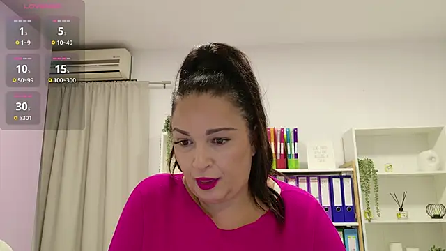 RubiHarper online show from 10.15.25