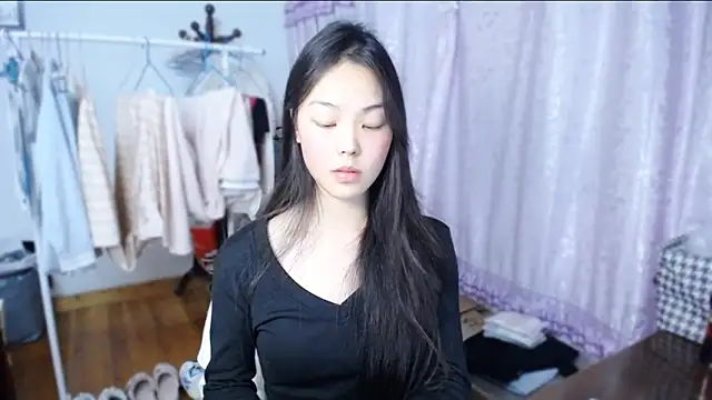 yao-yao  online show from 11.22.25