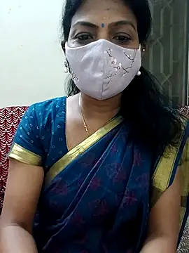 Snapshot of Rithya27 chatting on 09.25.25 Rithya27 online show from 09.25.25