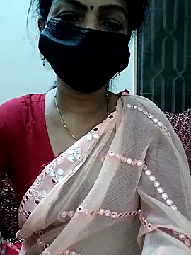 Snapshot of Rithya27 chatting on 10.06.25 Rithya27 online show from 10.06.25