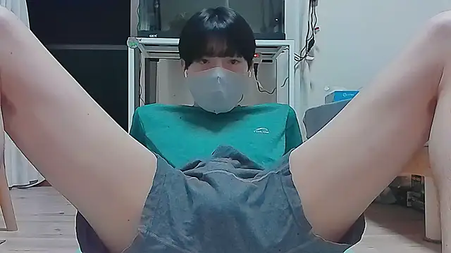 Snapshot of saitama0038 chatting on 10.02.25 saitama0038 online show from 10.02.25