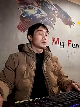 Snapshot of Boytasexy chatting on 12.16.25 Boytasexy online show from 12.16.25