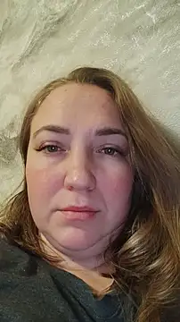 Snapshot of Kiss_Eva chatting on 01.15.25 Kiss Eva online show from 01.15.25