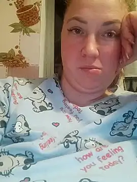 Snapshot of Kiss_Eva chatting on 02.06.25 Kiss Eva online show from 02.06.25