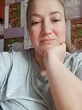 Kiss Eva online show from 02.14.26