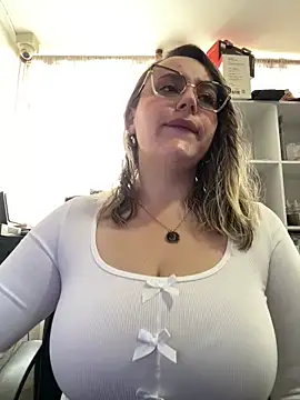 CurvyLust x online show from 03.25.26