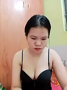 emyeuhss online show from 09.12.25