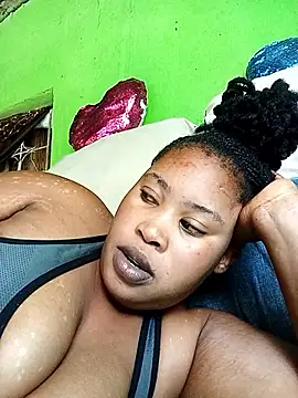 Snapshot of OCEANSQUITERXXX chatting on 02.03.26 OCEANSQUITERXXX online show from 02.03.26