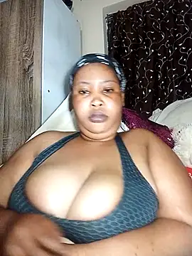 Snapshot of OCEANSQUITERXXX chatting on 02.26.26 OCEANSQUITERXXX online show from 02.26.26