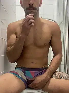 Snapshot of jackgert chatting on 04.12.26 jackgert online show from 04.12.26