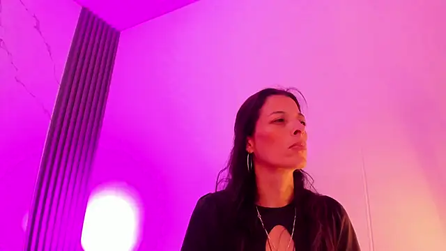 ShaunaDream online show from 04.06.26