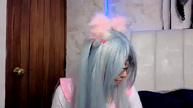 VioletxBloom online show from 11.30.25