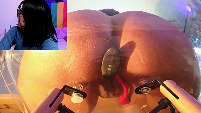 Snapshot of bella_thixx chatting on 01.17.26 bella thixx online show from 01.17.26