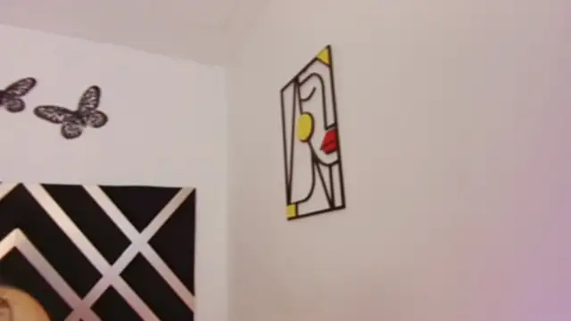 Snapshot of Sary_Brown chatting on 09.12.25 Sary Brown online show from 09.12.25