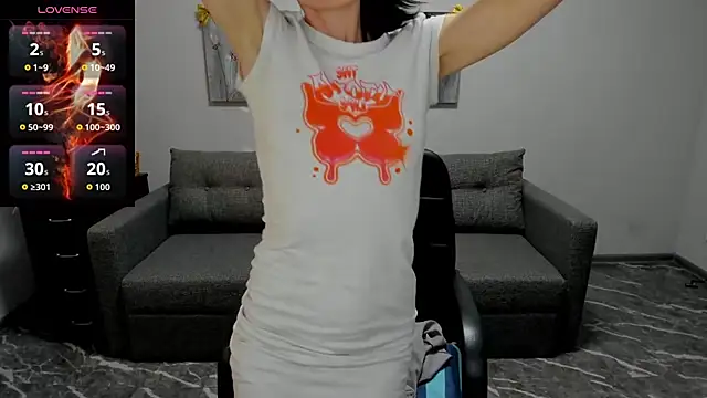 Betty Jone online show from 04.16.26