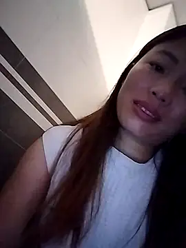 Snapshot of Annaacutee chatting on 10.20.25 Annaacutee online show from 10.20.25