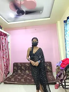 Snapshot of mounika26 chatting on 09.26.25 mounika26 online show from 09.26.25
