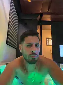 Snapshot of husbandandwifetobe chatting on 02.27.26 husbandandwifetobe online show from 02.27.26