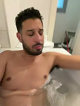 husbandandwifetobe online show from 03.04.26