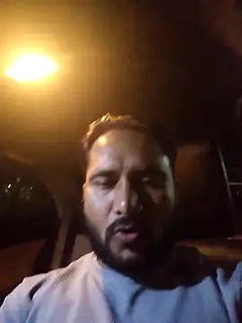 Snapshot of VijayLover69 chatting on 09.19.25 VijayLover69 online show from 09.19.25