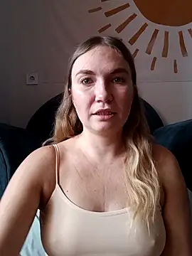 KisaVixen online show from 10.03.25