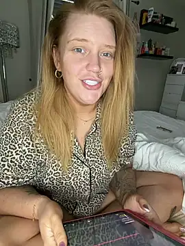 Snapshot of MysteriousMylaX chatting on 03.30.26 MysteriousMylaX online show from 03.30.26