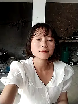 linda bae00 online show from 10.29.25