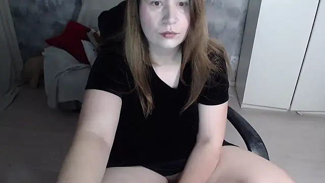 AdelinaLawson online show from 10.06.25