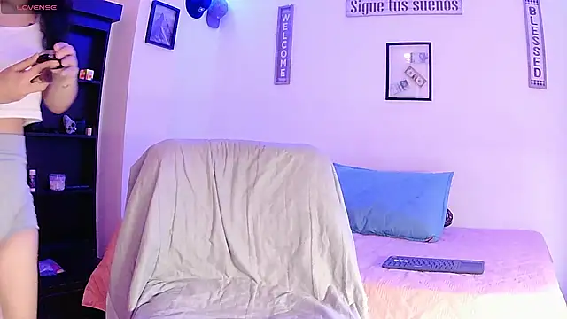   abrill   online show from 09.11.25