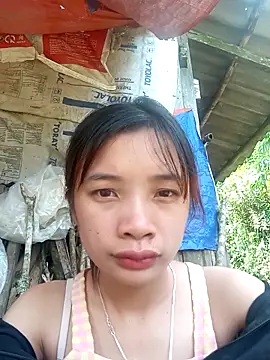 Snapshot of beobeo_2xx chatting on 09.17.25 beobeo 2xx online show from 09.17.25