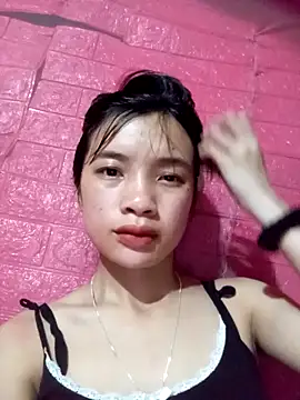 Snapshot of beobeo_2xx chatting on 09.18.25 beobeo 2xx online show from 09.18.25