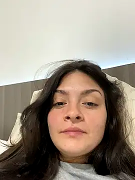 Danielaeliana online show from 09.28.25