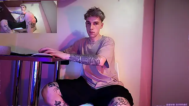 Snapshot of davesinner chatting on 06.08.26 davesinner online show from 06.08.26
