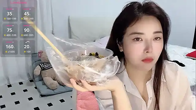 Xiali-166 online show from 11.17.25