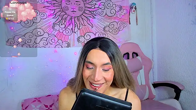 Snapshot of brihanna_cooper chatting on 06.19.26 brihanna cooper online show from 06.19.26